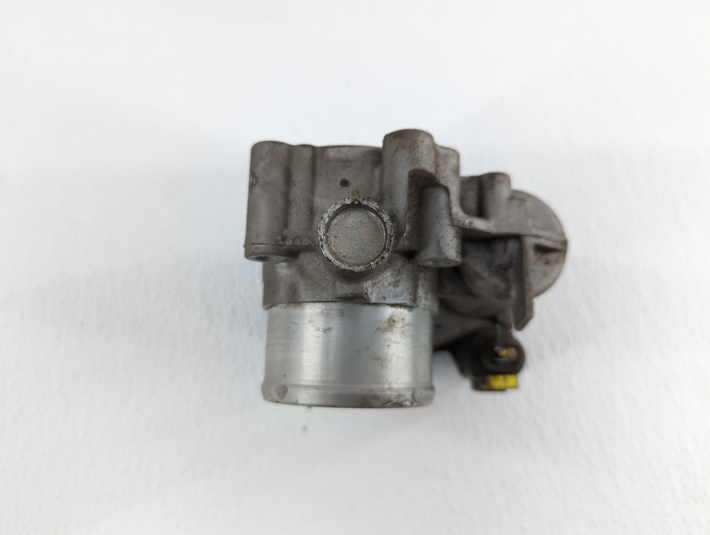 2014-2019 Ford Fiesta Throttle Body P/N:0 280 750 535 7S7G-9F991-CA Fits Fits 2013 2014 2015 2016 2017 2018 2019 OEM Used Au