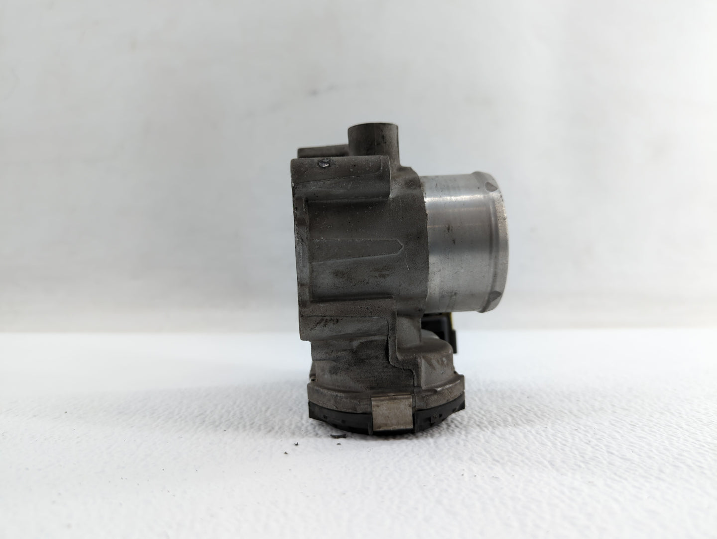 2014-2019 Ford Fiesta Throttle Body P/N:0 280 750 535 7S7G-9F991-CA Fits Fits 2013 2014 2015 2016 2017 2018 2019 OEM Used Au