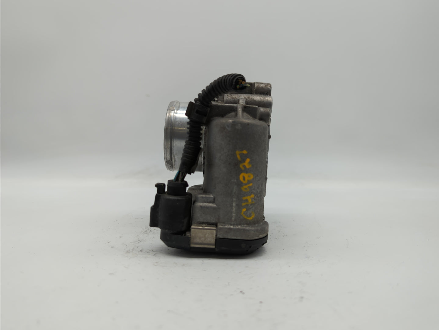 2014-2019 Ford Fiesta Throttle Body P/N:0 280 750 535 7S7G-9F991-CA Fits Fits 2013 2014 2015 2016 2017 2018 2019 OEM Used Au