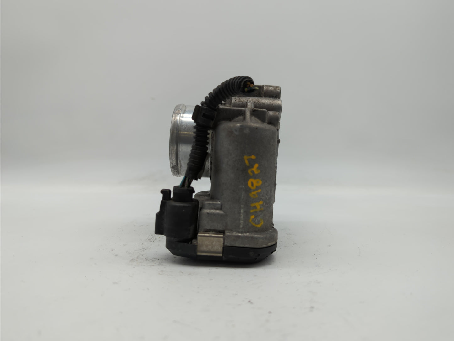 2014-2019 Ford Fiesta Throttle Body P/N:0 280 750 535 7S7G-9F991-CA Fits Fits 2013 2014 2015 2016 2017 2018 2019 OEM Used Au