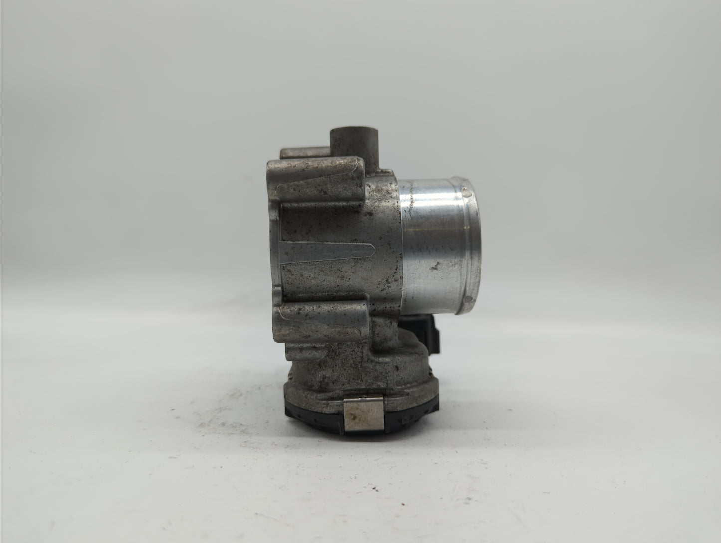 2014-2019 Ford Fiesta Throttle Body P/N:0 280 750 535 7S7G-9F991-CA Fits Fits 2013 2014 2015 2016 2017 2018 2019 OEM Used Au