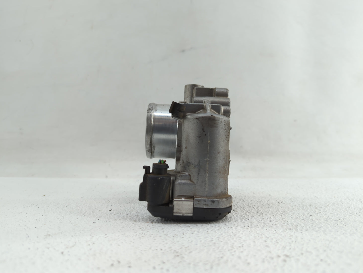 2014-2019 Ford Fiesta Throttle Body P/N:0 280 750 535 7S7G-9F991-CA Fits Fits 2013 2014 2015 2016 2017 2018 2019 OEM Used Au