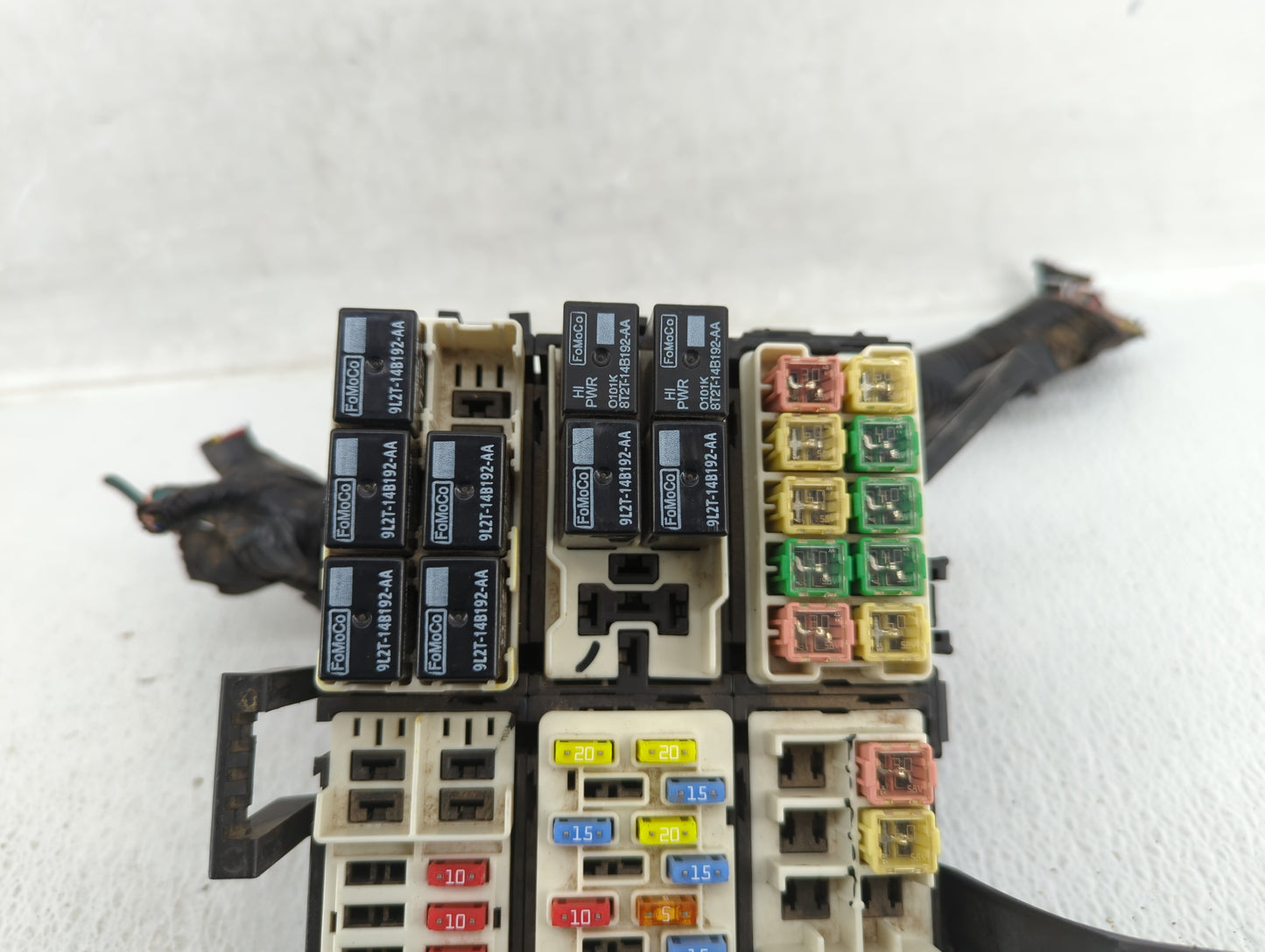 2014-2019 Ford Fiesta Fusebox Fuse Box Panel Relay Module P/N:6003447201 Fits Fits 2014 2015 2016 2017 2018 2019 OEM Used Au