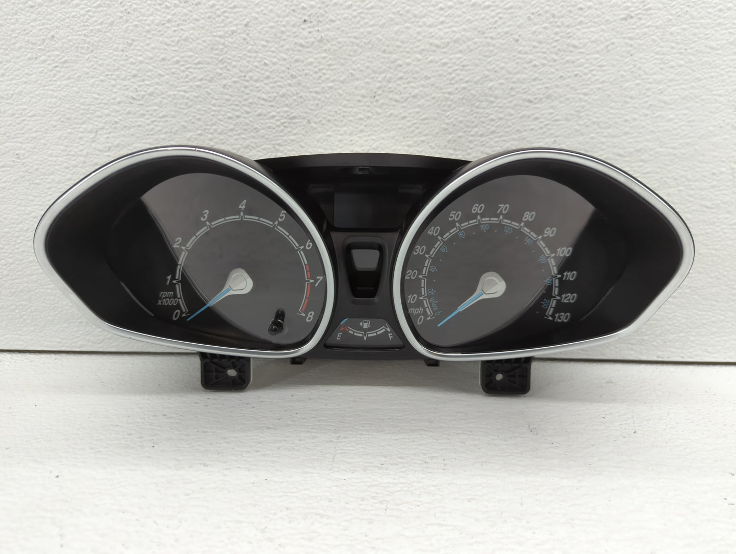 2017-2019 Ford Fiesta Instrument Cluster Speedometer Gauges P/N:D2BT-10849-GAV Fits Fits 2017 2018 2019 OEM Used Auto Parts 