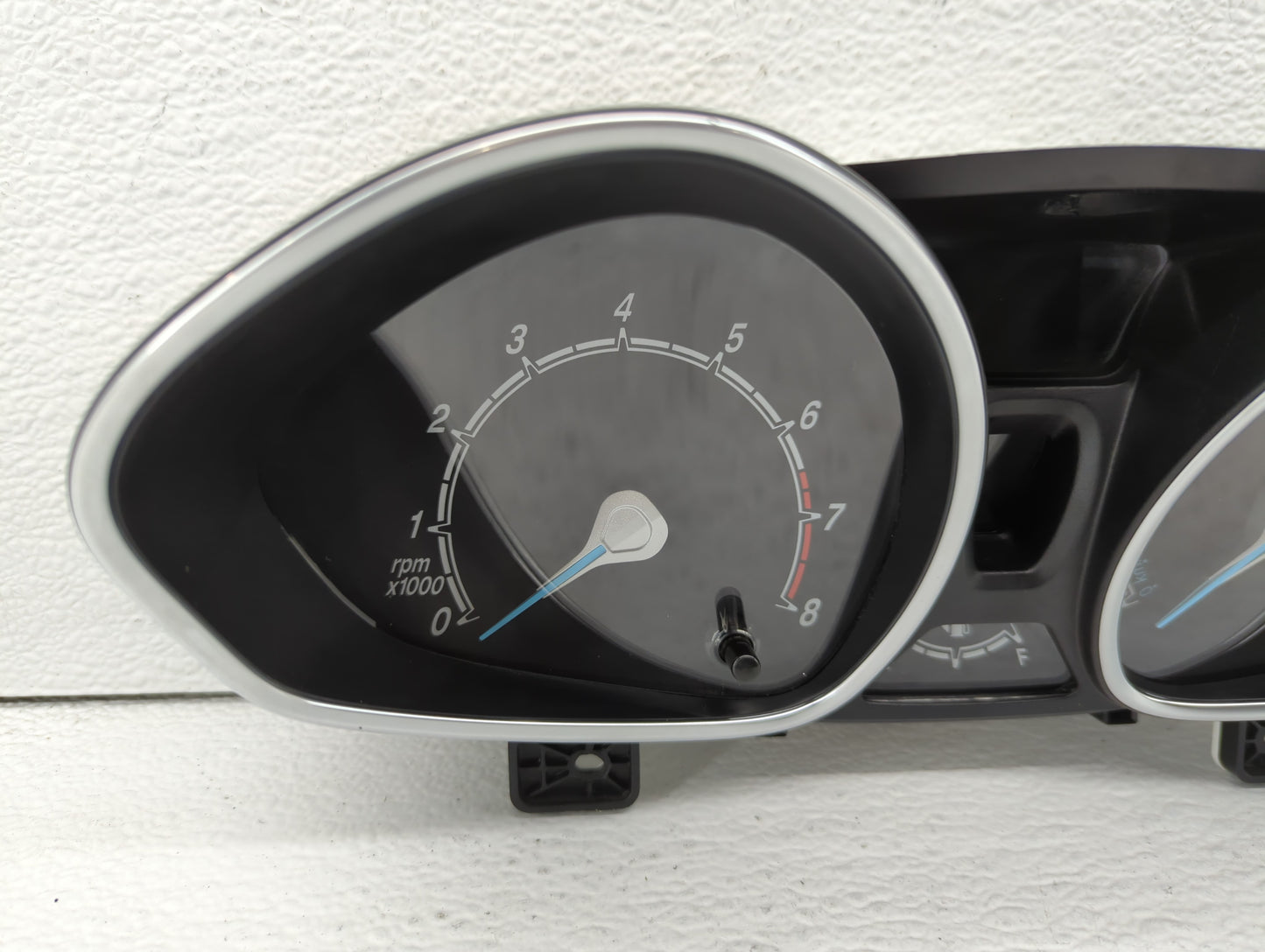 2017-2019 Ford Fiesta Instrument Cluster Speedometer Gauges P/N:D2BT-10849-GAV Fits Fits 2017 2018 2019 OEM Used Auto Parts 