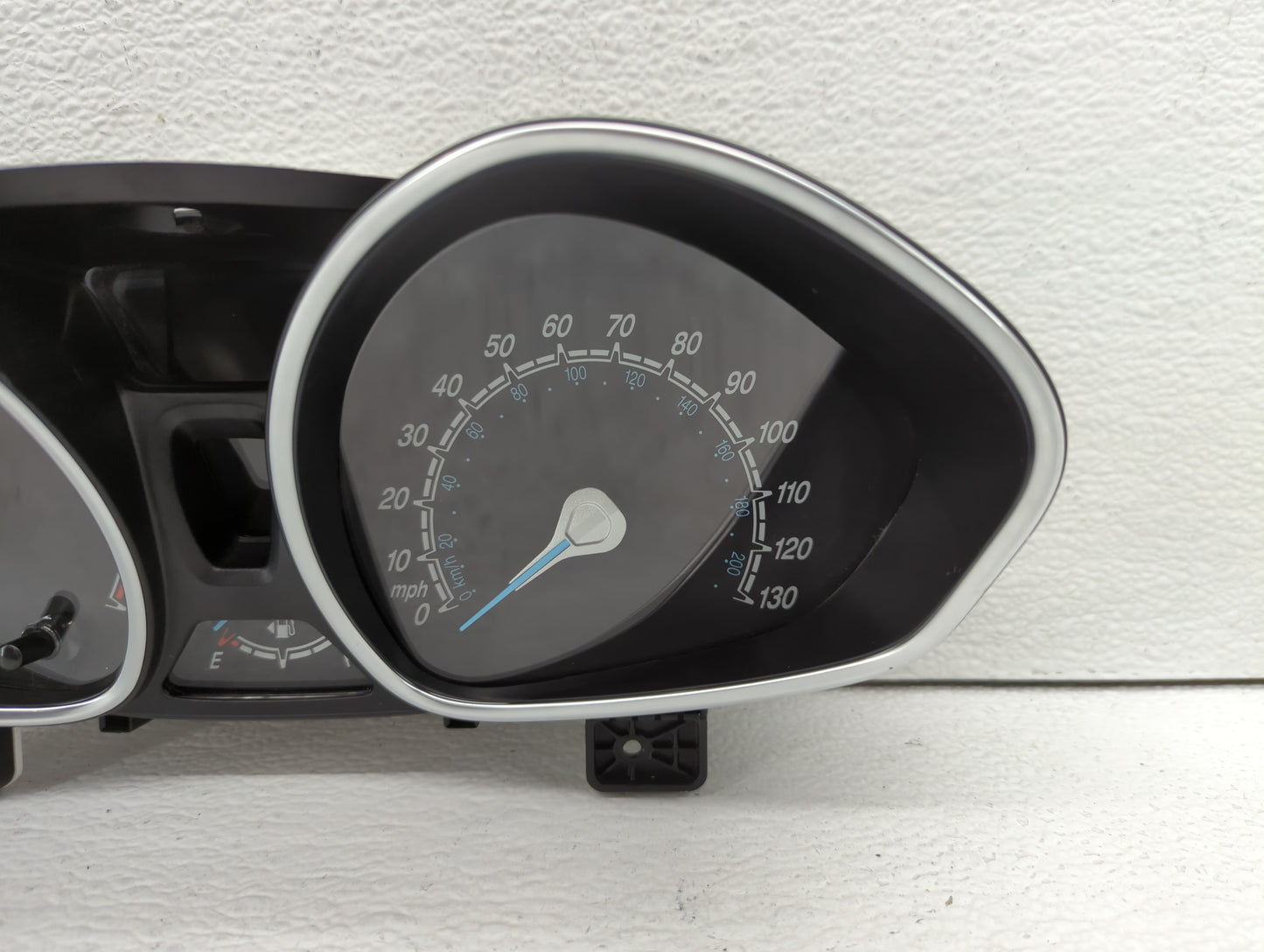 2017-2019 Ford Fiesta Instrument Cluster Speedometer Gauges P/N:D2BT-10849-GAV Fits Fits 2017 2018 2019 OEM Used Auto Parts 