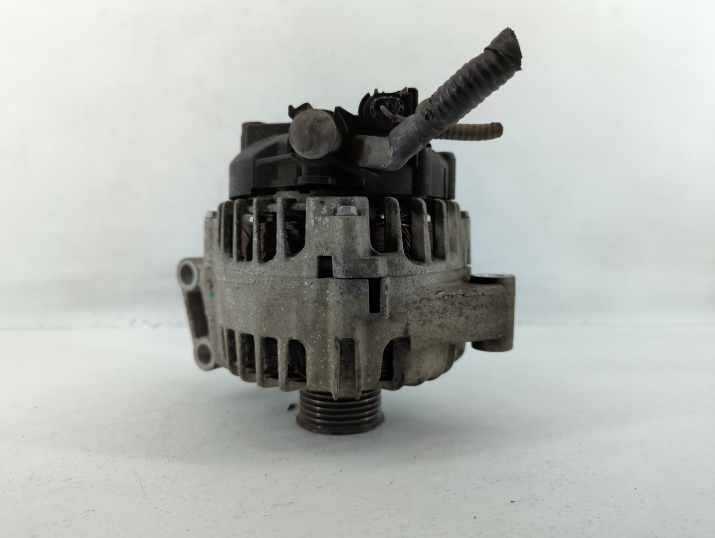 2011-2019 Ford Fiesta Alternator Replacement Generator Charging Assembly Engine OEM P/N:AE8T-10300-AA Fits OEM Used Auto Par