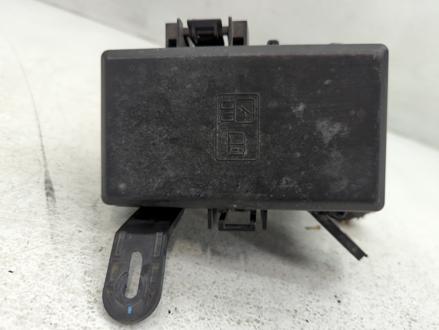 2014-2019 Ford Fiesta Fusebox Fuse Box Panel Relay Module P/N:6003447201 Fits Fits 2014 2015 2016 2017 2018 2019 OEM Used Au