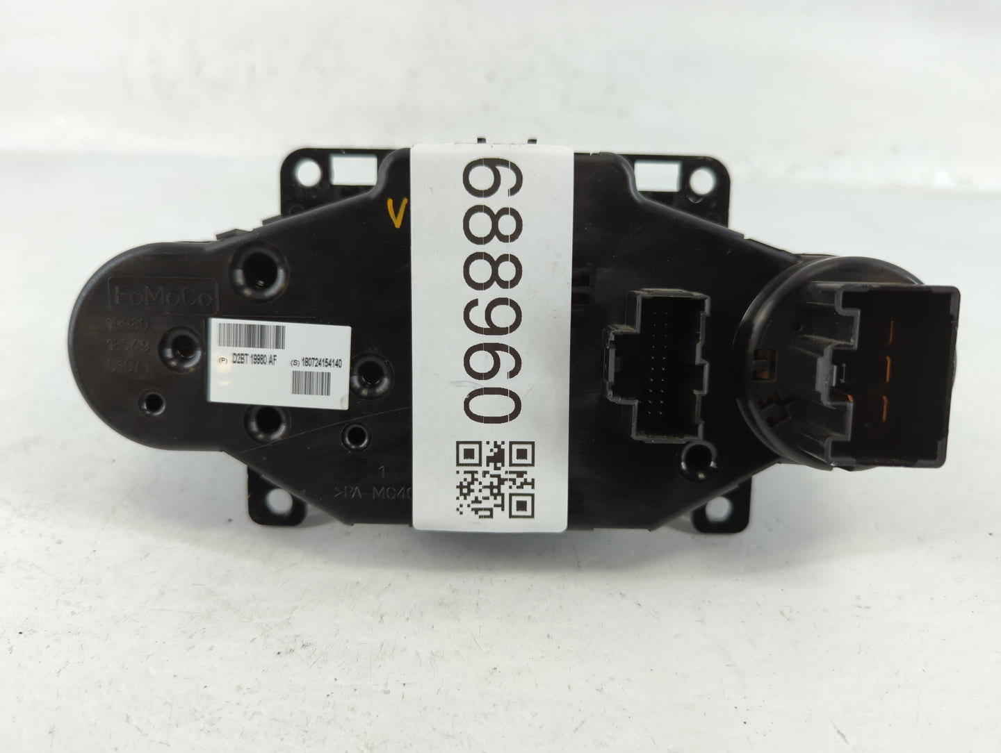 2014-2019 Ford Fiesta Climate Control Module Temperature AC/Heater Replacement P/N:180724154140 D2BT 19980 AF Fits OEM Used 