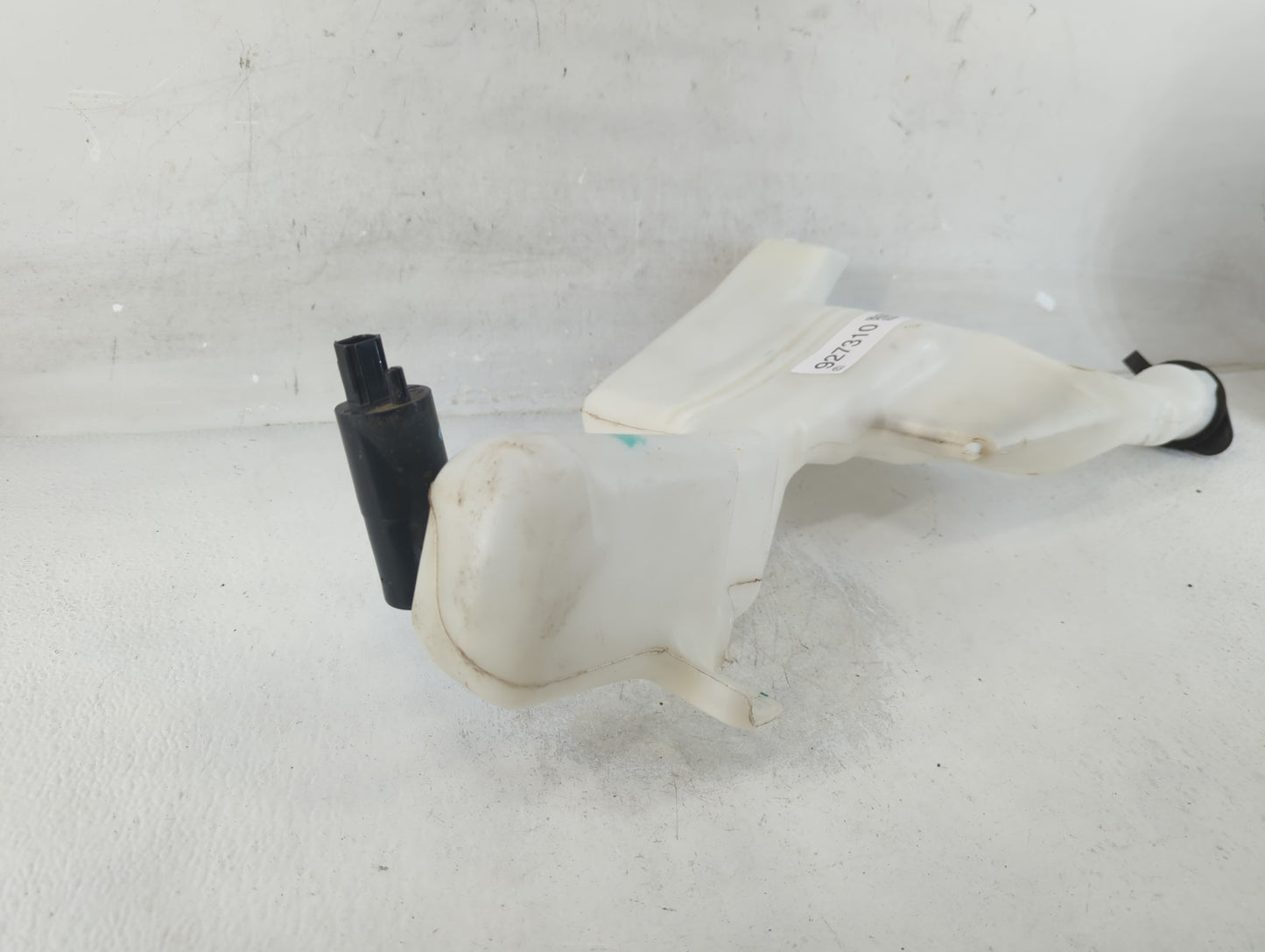 2011-2019 Ford Fiesta Radiator Coolant Overflow Expansion Tank Bottle 927310 - Oemusedautoparts1.com