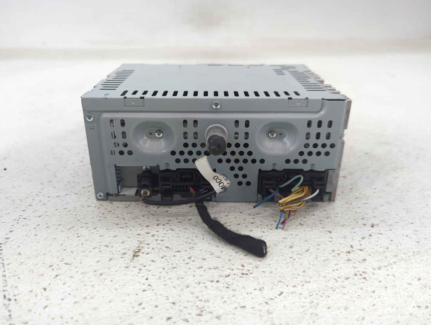 2016-2019 Ford Flex Radio AM FM Cd Player Receiver Replacement P/N:DA8T-19C107-LD Fits Fits 2016 2017 2018 2019 OEM Used Aut