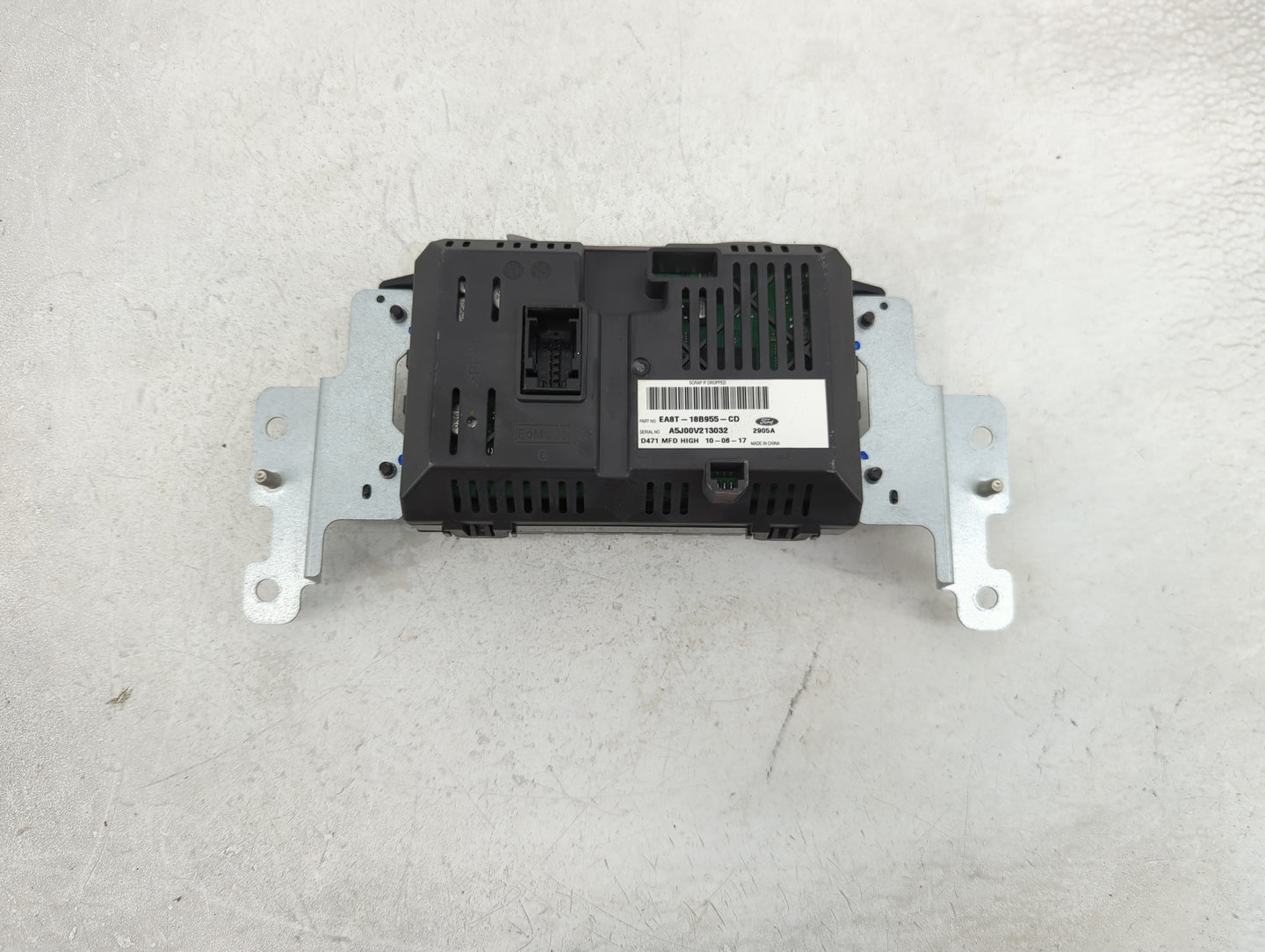 2014-2019 Ford Flex Information Display Screen - Oemusedautoparts1.com
