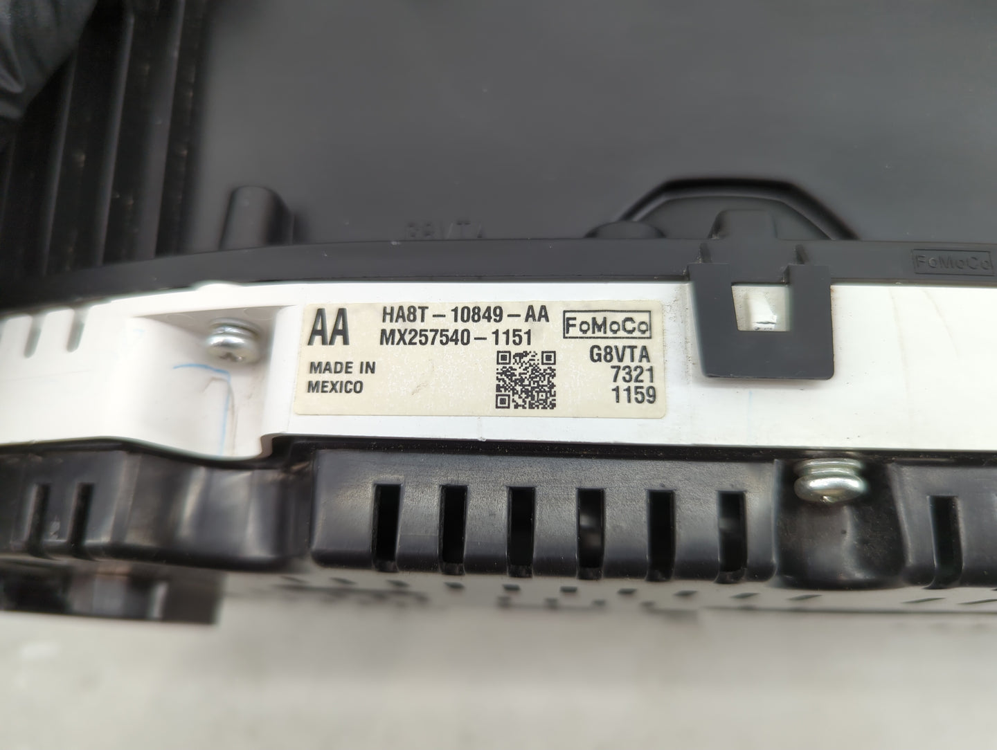 2017-2019 Ford Flex Instrument Cluster Speedometer Gauges P/N:HA8T-10849-AA Fits Fits 2017 2018 2019 OEM Used Auto Parts - O