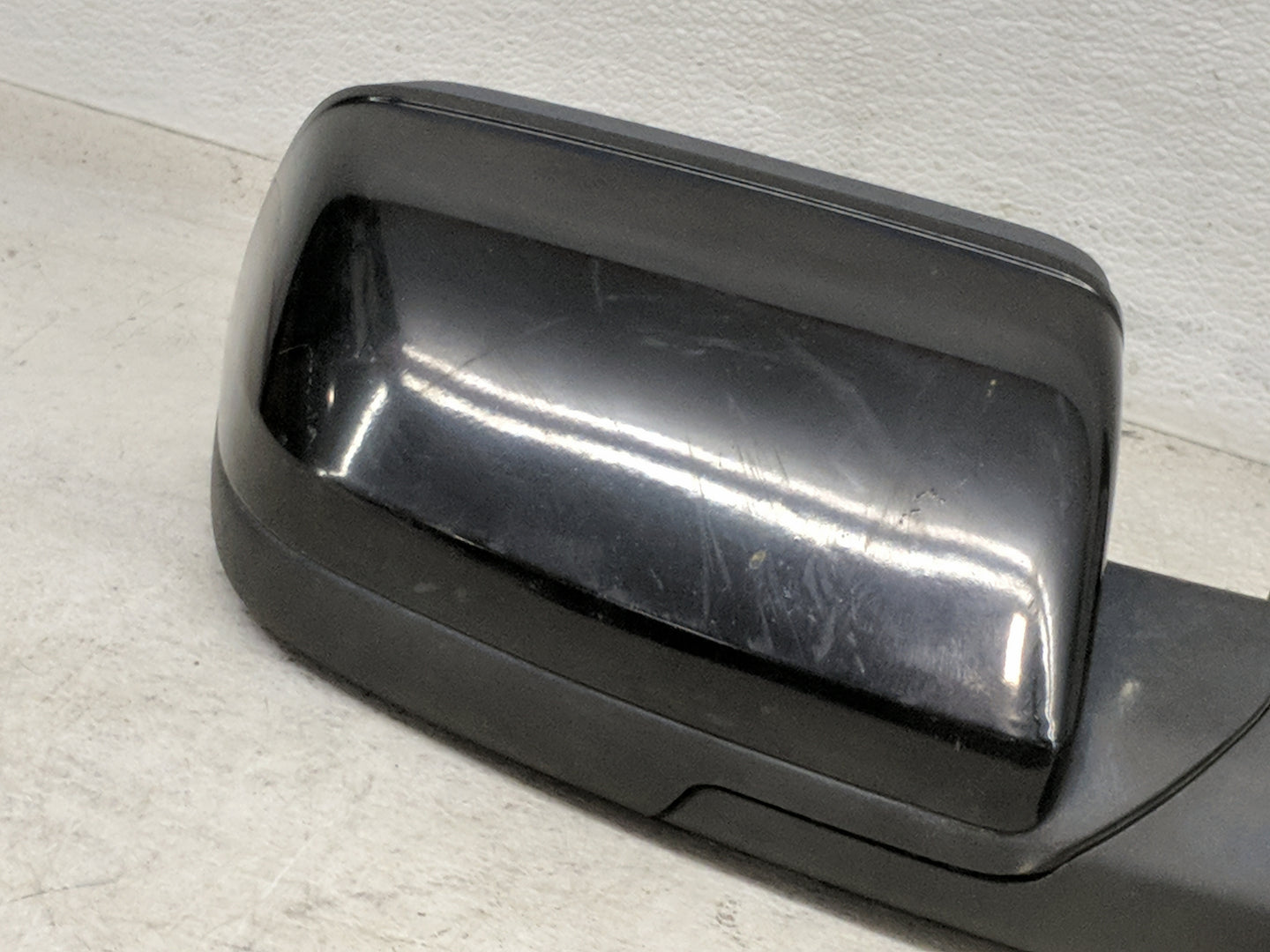 2013-2019 Ford Flex Passenger Side View Mirror - Right Door Mirror OEM Used - Oemusedautoparts1.com