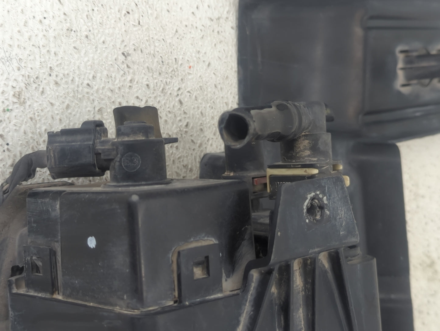2018 Ford Flex Fuel Vapor Charcoal Canister - Oemusedautoparts1.com