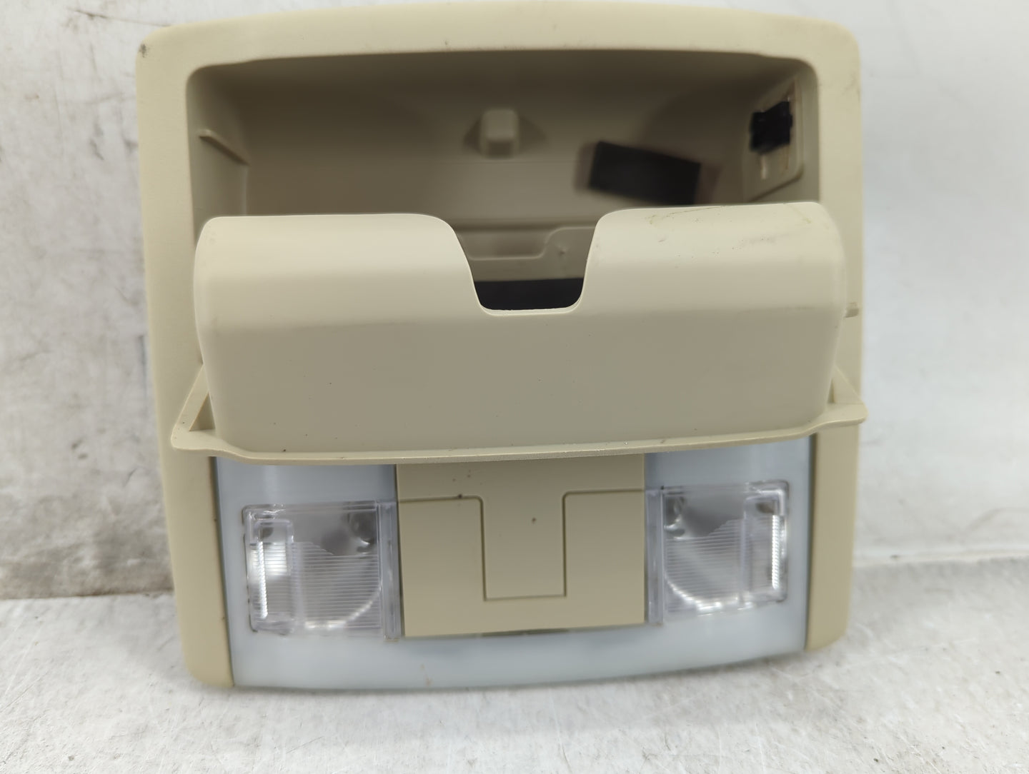 2018 Ford Flex Overhead Roof Console - Oemusedautoparts1.com