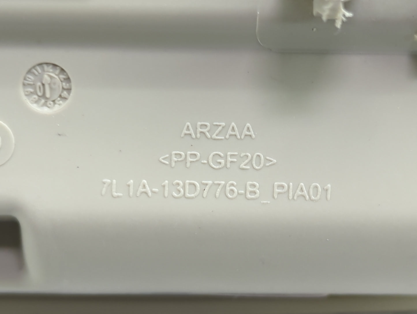 2018 Ford Flex Overhead Roof Console - Oemusedautoparts1.com