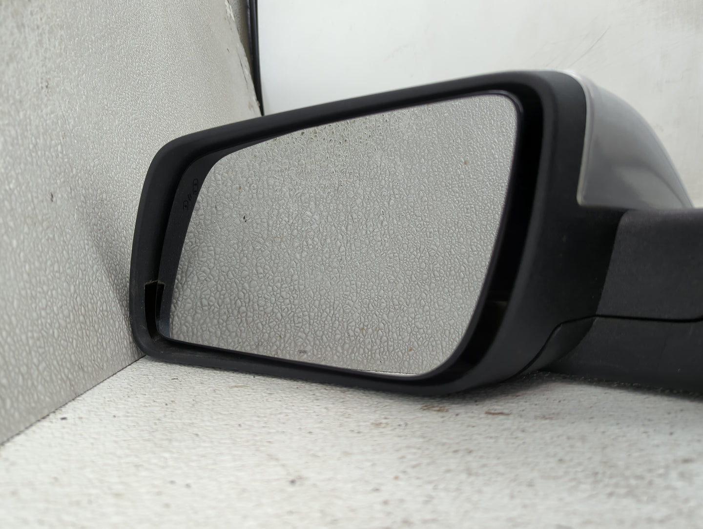 2013-2019 Ford Flex Driver Side View Mirror - Left Door Mirror OEM Used - Oemusedautoparts1.com