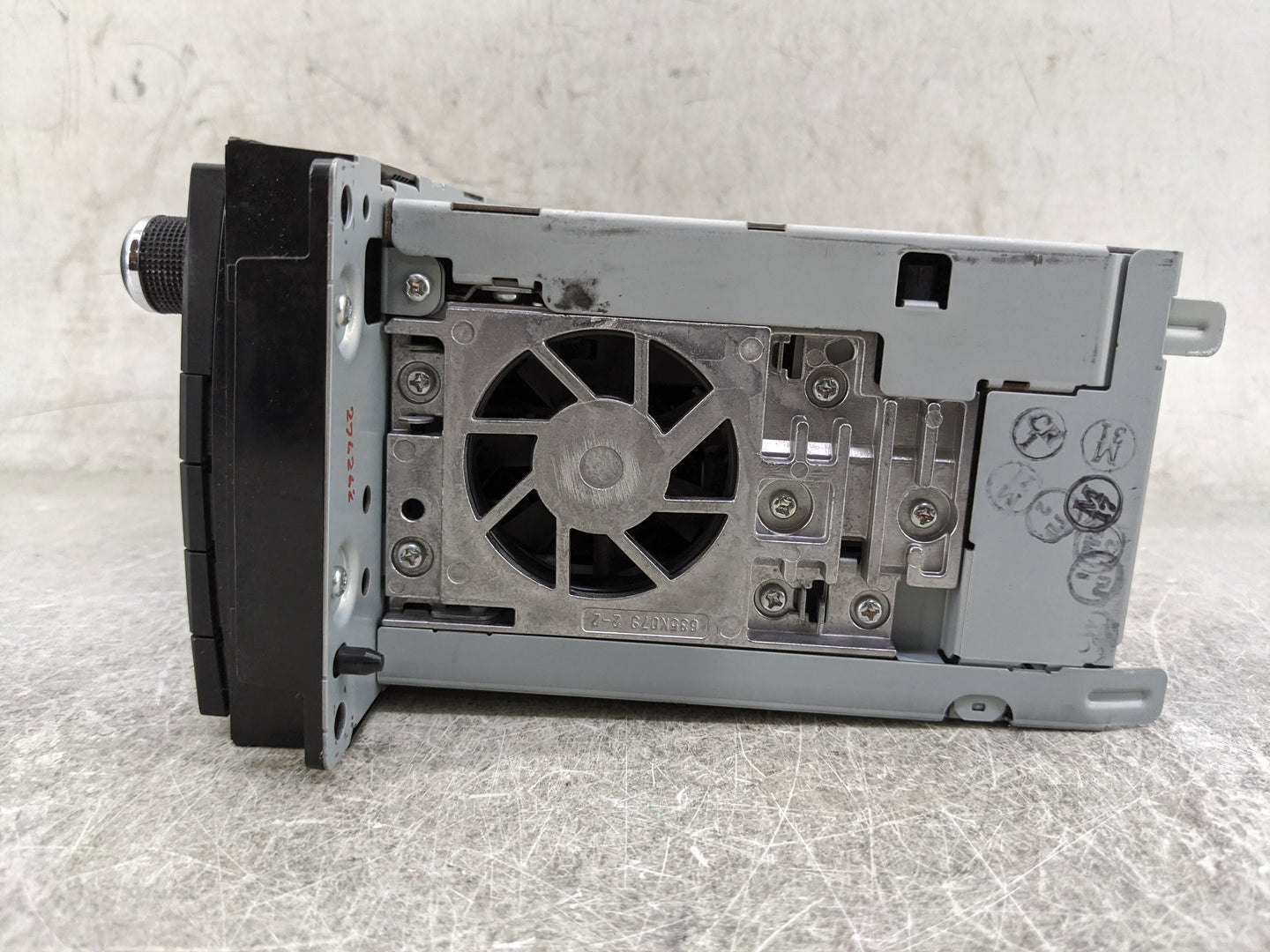 2016-2019 Ford Flex Radio AM FM Cd Player Receiver Replacement P/N:P68363300AA Fits Fits 2016 2017 2018 2019 OEM Used Auto P