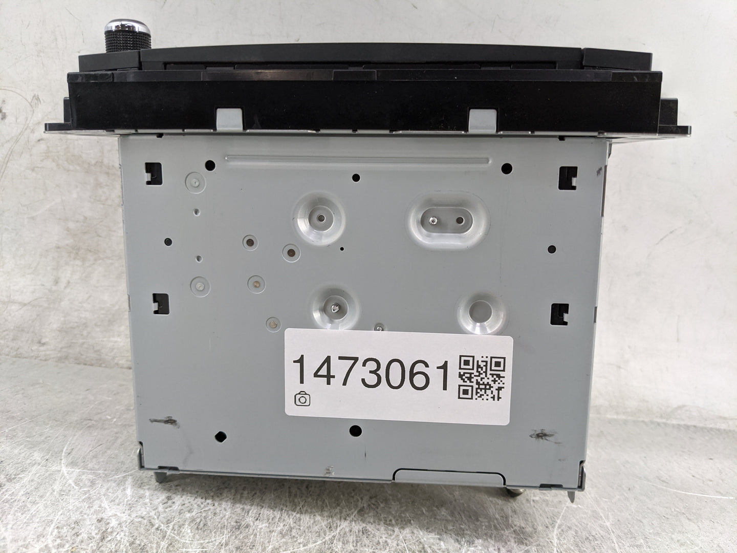2016-2019 Ford Flex Radio AM FM Cd Player Receiver Replacement P/N:P68363300AA Fits Fits 2016 2017 2018 2019 OEM Used Auto P