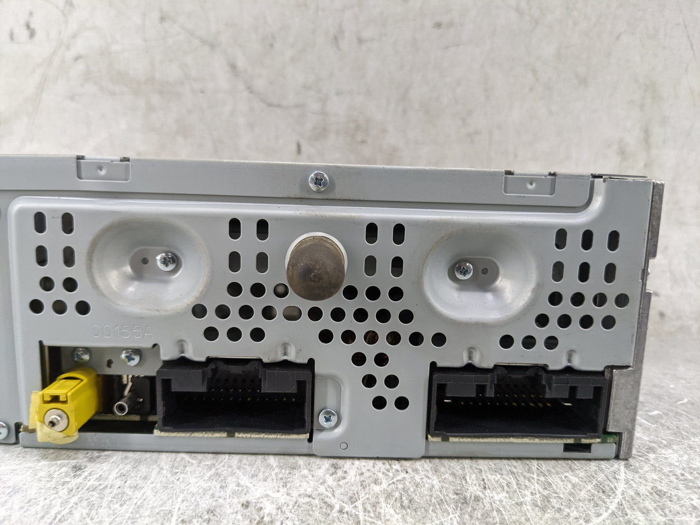2018 Ford Flex Radio AM FM Cd Player Receiver Replacement P/N:CQ-FJ32E6UMH DA8T-19C10*-PE Fits OEM Used Auto Parts - Oemused