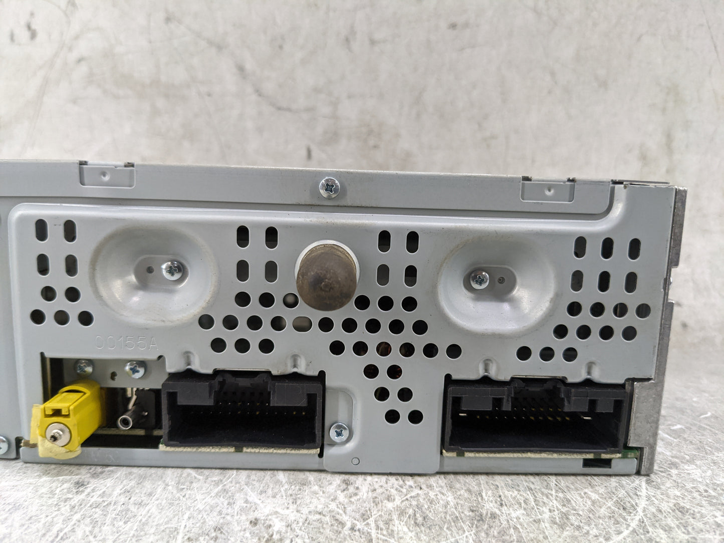 2018 Ford Flex Radio AM FM Cd Player Receiver Replacement P/N:CQ-FJ32E6UMH DA8T-19C10*-PE Fits OEM Used Auto Parts - Oemused