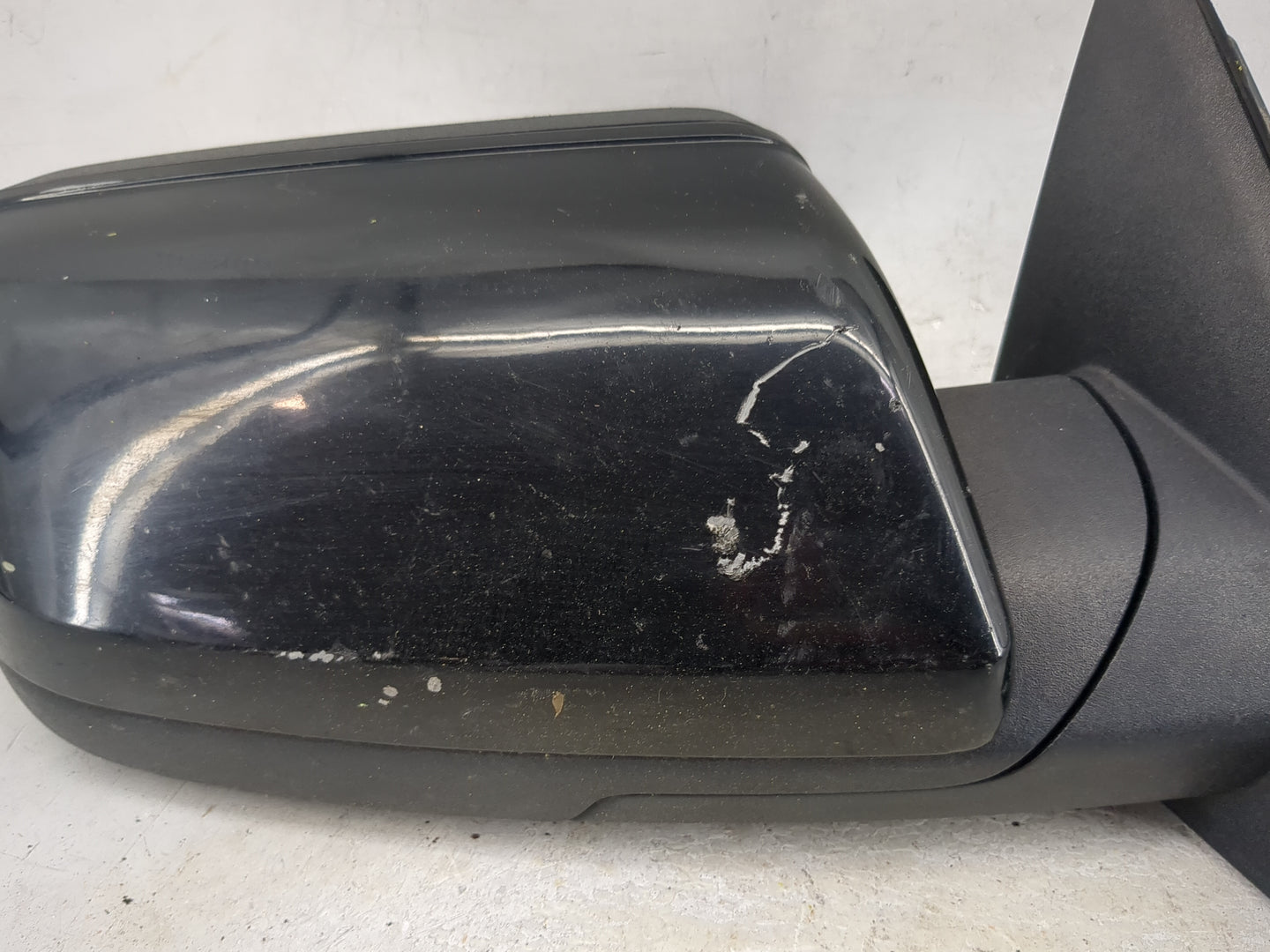 2013-2019 Ford Flex Passenger Side View Mirror - Right Door Mirror OEM Used - Oemusedautoparts1.com