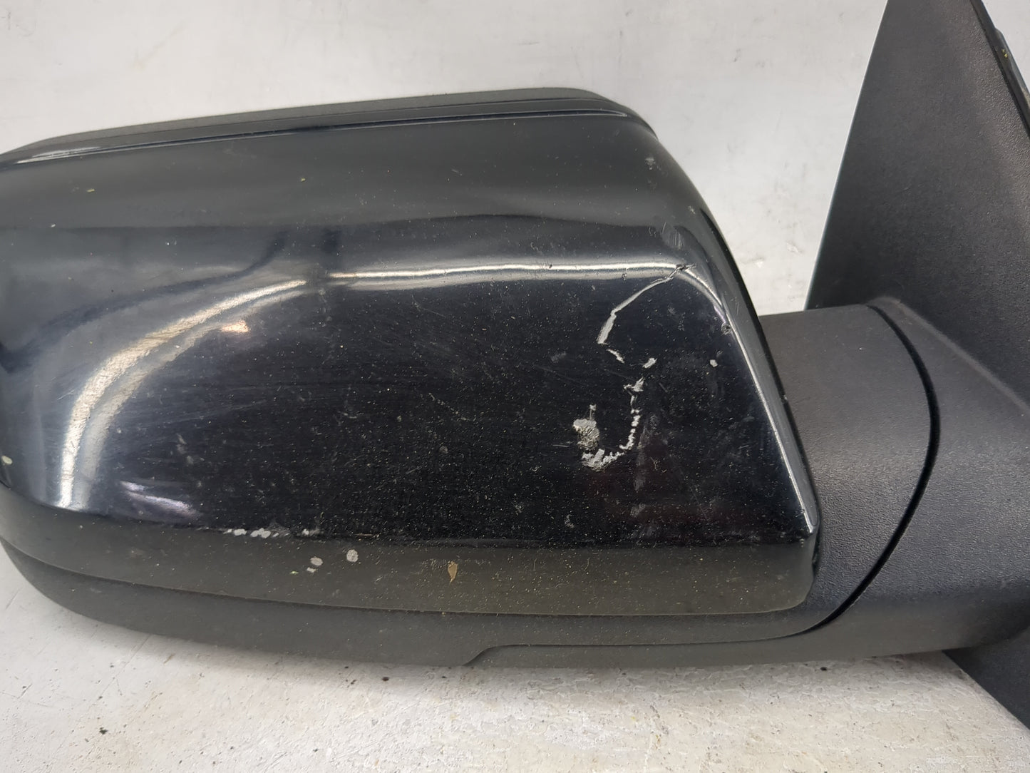 2013-2019 Ford Flex Passenger Side View Mirror - Right Door Mirror OEM Used - Oemusedautoparts1.com