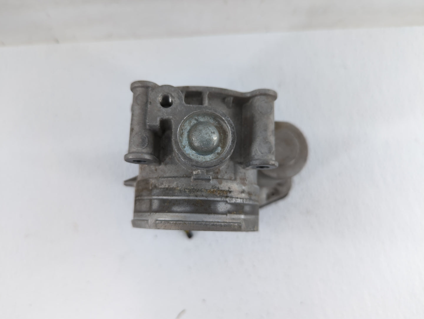 2013-2019 Ford Flex Throttle Body P/N:AT4E-EF AT4E-9F991-EL, AT4E-ED Fits Fits 2011 2012 2013 2014 2015 2016 2017 2018 2019 