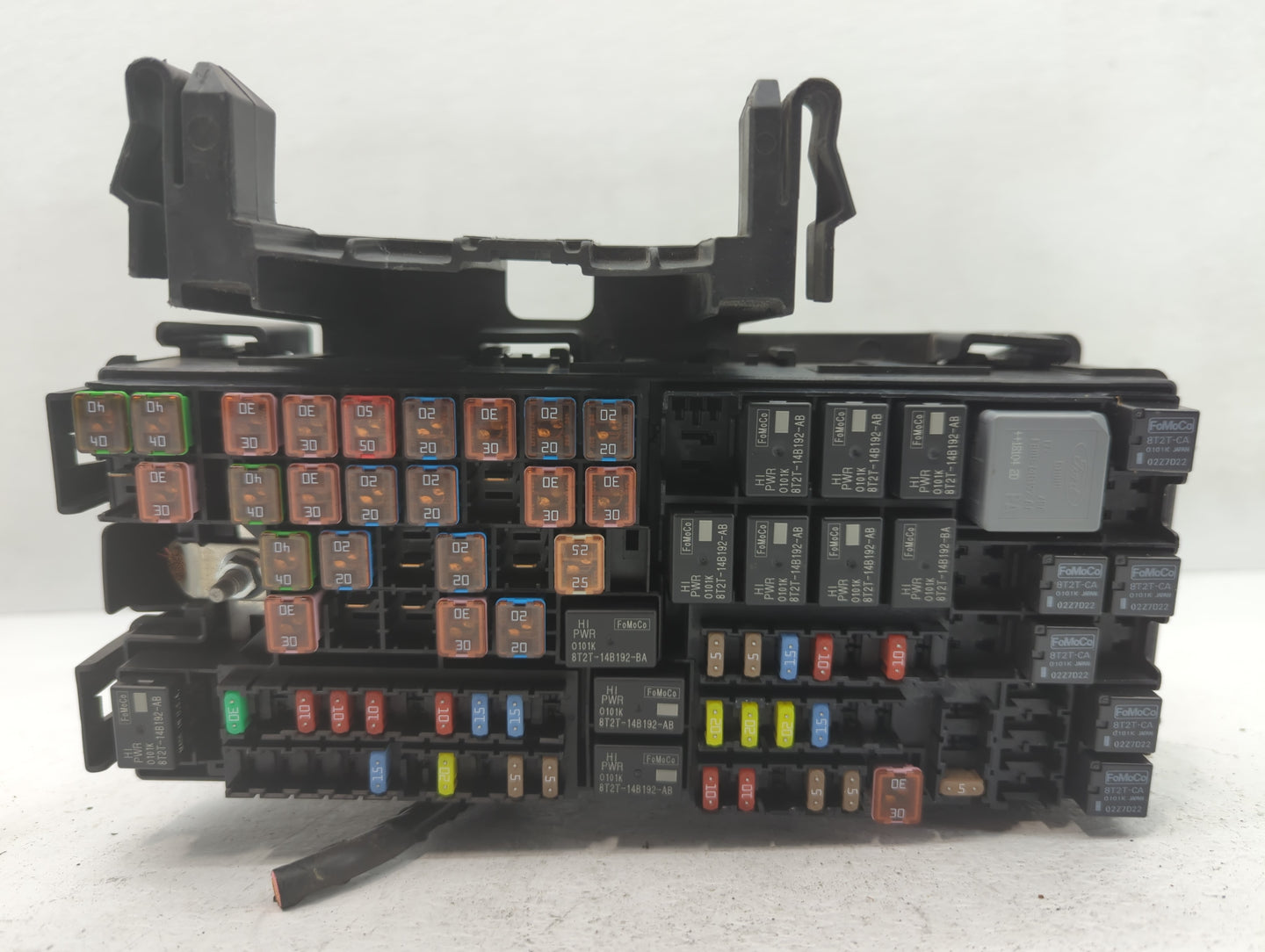 2017-2019 Ford Flex Fusebox Fuse Box Panel Relay Module P/N:DG1T-14A003-BA Fits Fits 2017 2018 2019 OEM Used Auto Parts - Oe