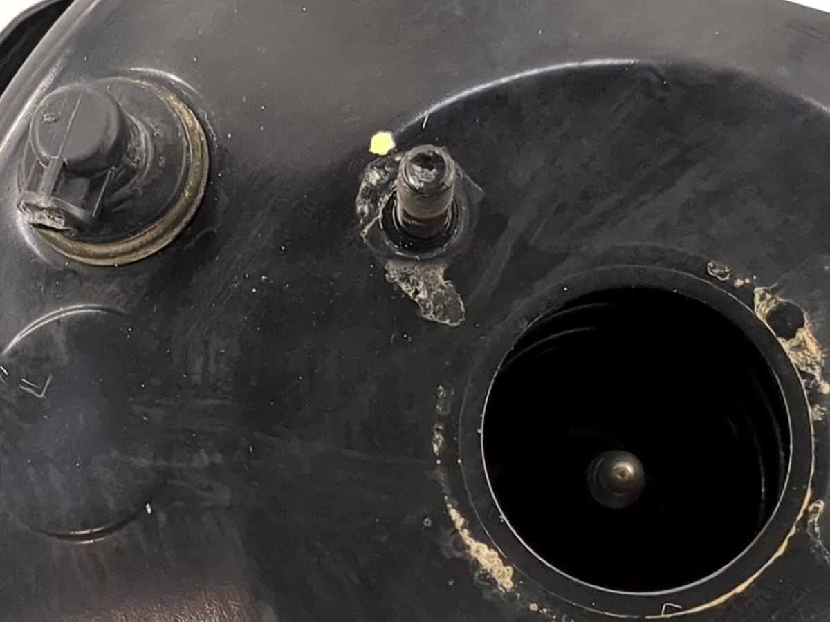 2012-2018 Ford Focus Power Brake Booster Oem 1052495 - Oemusedautoparts1.com