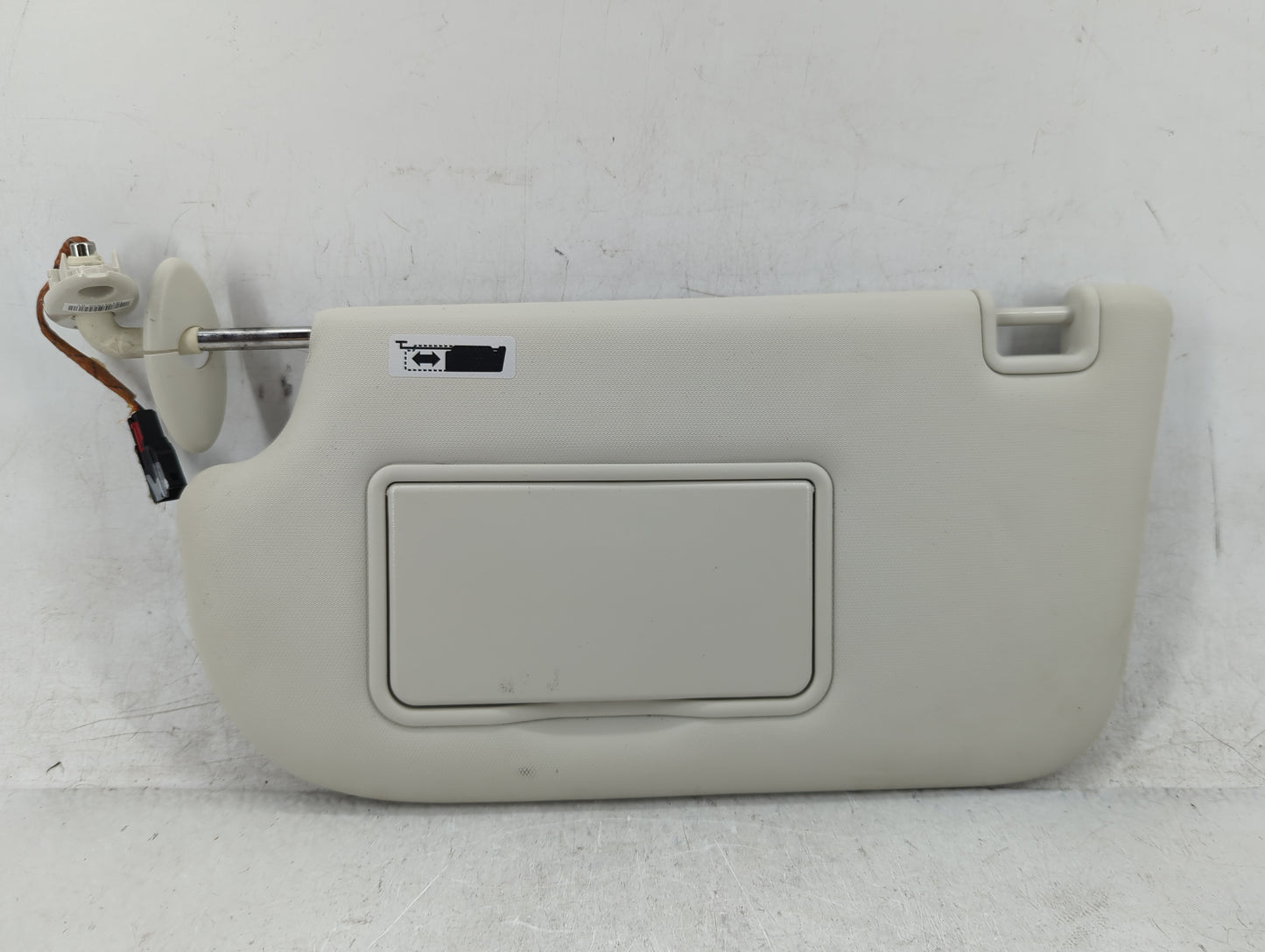 2013-2018 Ford Focus Sun Visor Shade Replacement Driver Left Mirror Fits Fits 2013 2014 2015 2016 2017 2018 OEM Used Auto Pa