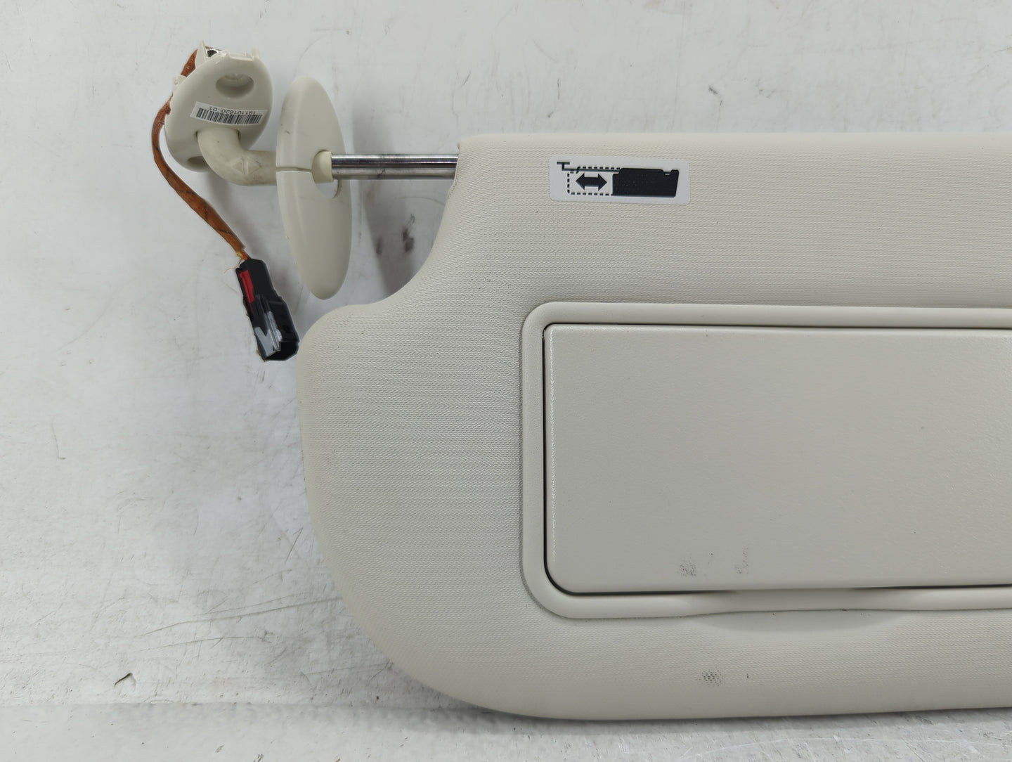 2013-2018 Ford Focus Sun Visor Shade Replacement Driver Left Mirror Fits Fits 2013 2014 2015 2016 2017 2018 OEM Used Auto Pa