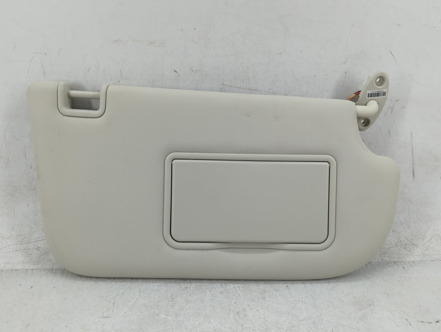 2013-2018 Ford Focus Sun Visor Shade Replacement Passenger Right Mirror Fits Fits 2013 2014 2015 2016 2017 2018 OEM Used Aut