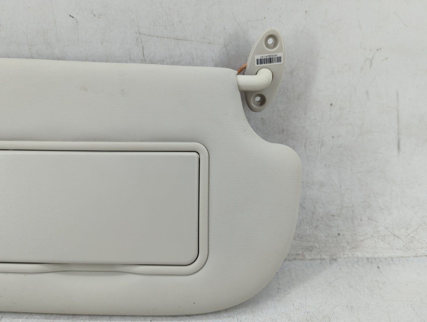 2013-2018 Ford Focus Sun Visor Shade Replacement Passenger Right Mirror Fits Fits 2013 2014 2015 2016 2017 2018 OEM Used Aut