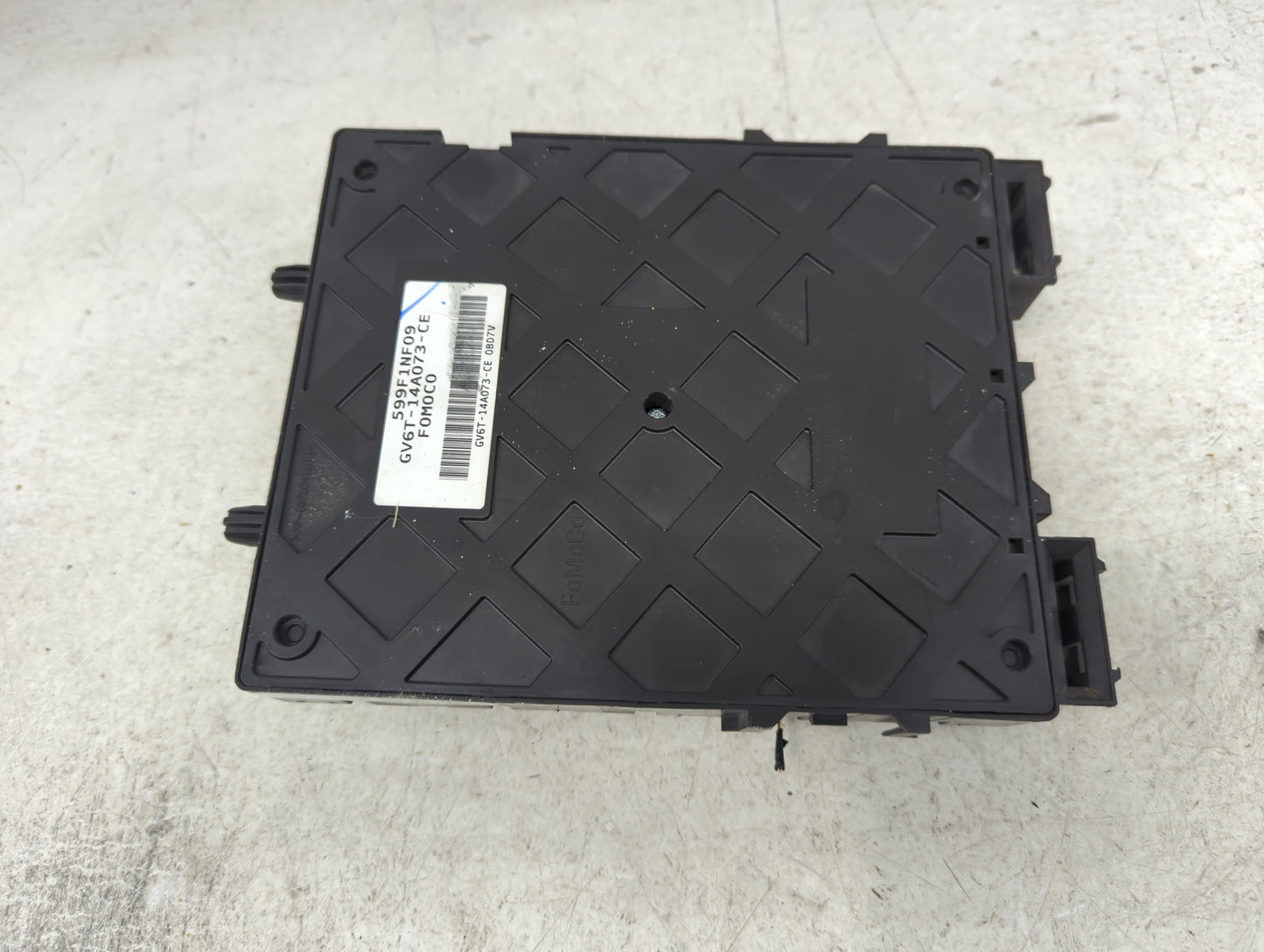 2016-2018 Ford Focus Body Control Module Bcm Inner Cabin Fuse Box - Oemusedautoparts1.com