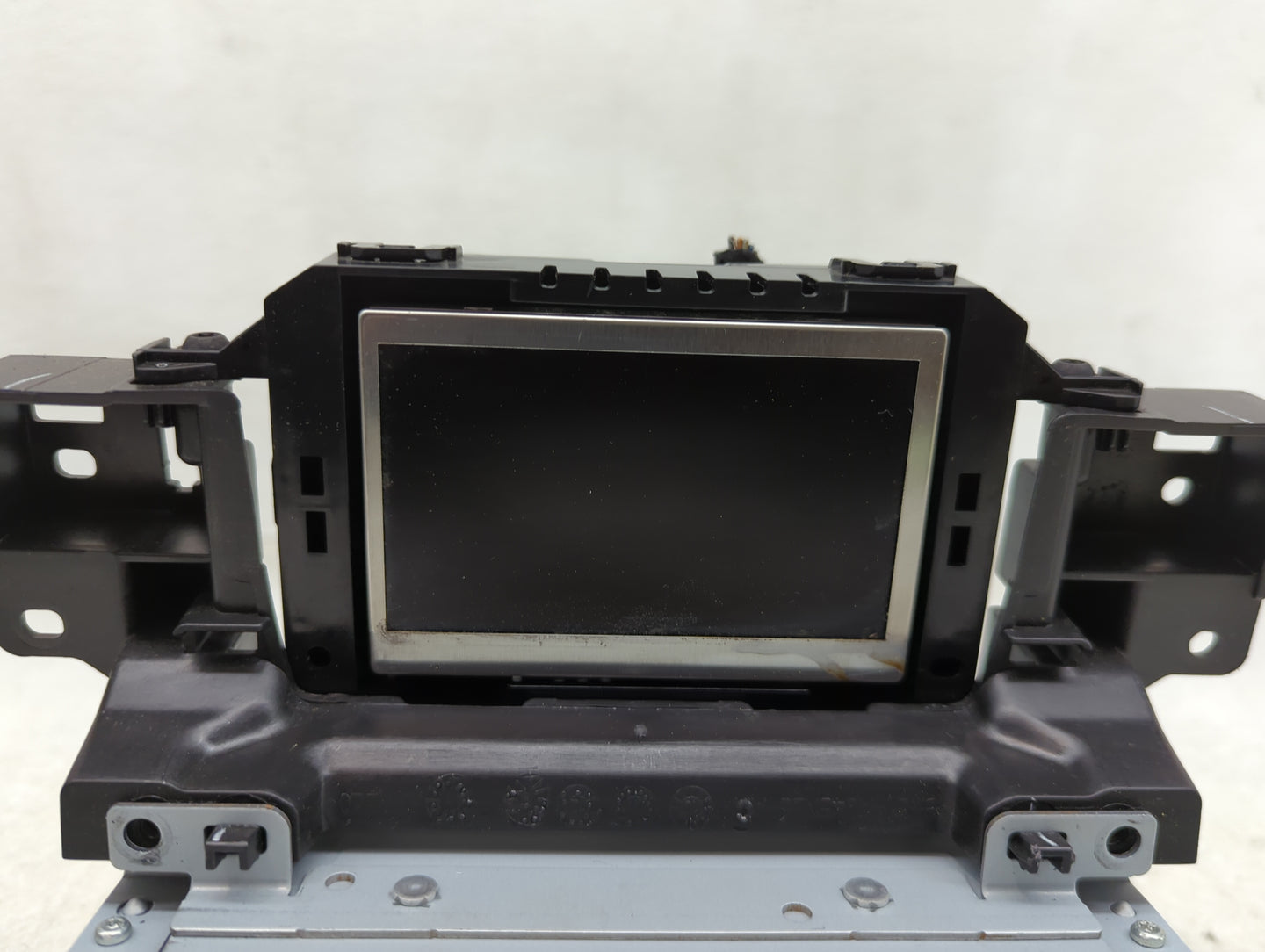 2018 Ford Focus Radio AM FM Cd Player Receiver Replacement P/N:JM5T-18D818-BA F1FT-18B955-CH Fits OEM Used Auto Parts - Oemu