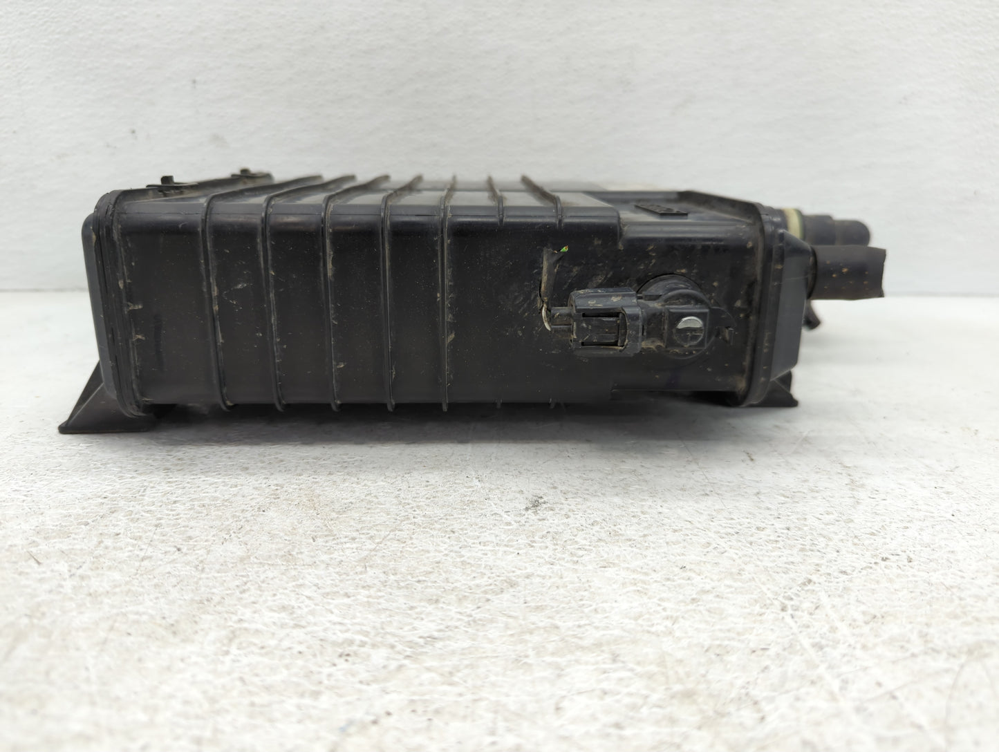 2018 Ford Focus Fuel Vapor Charcoal Canister 1082217 - Oemusedautoparts1.com