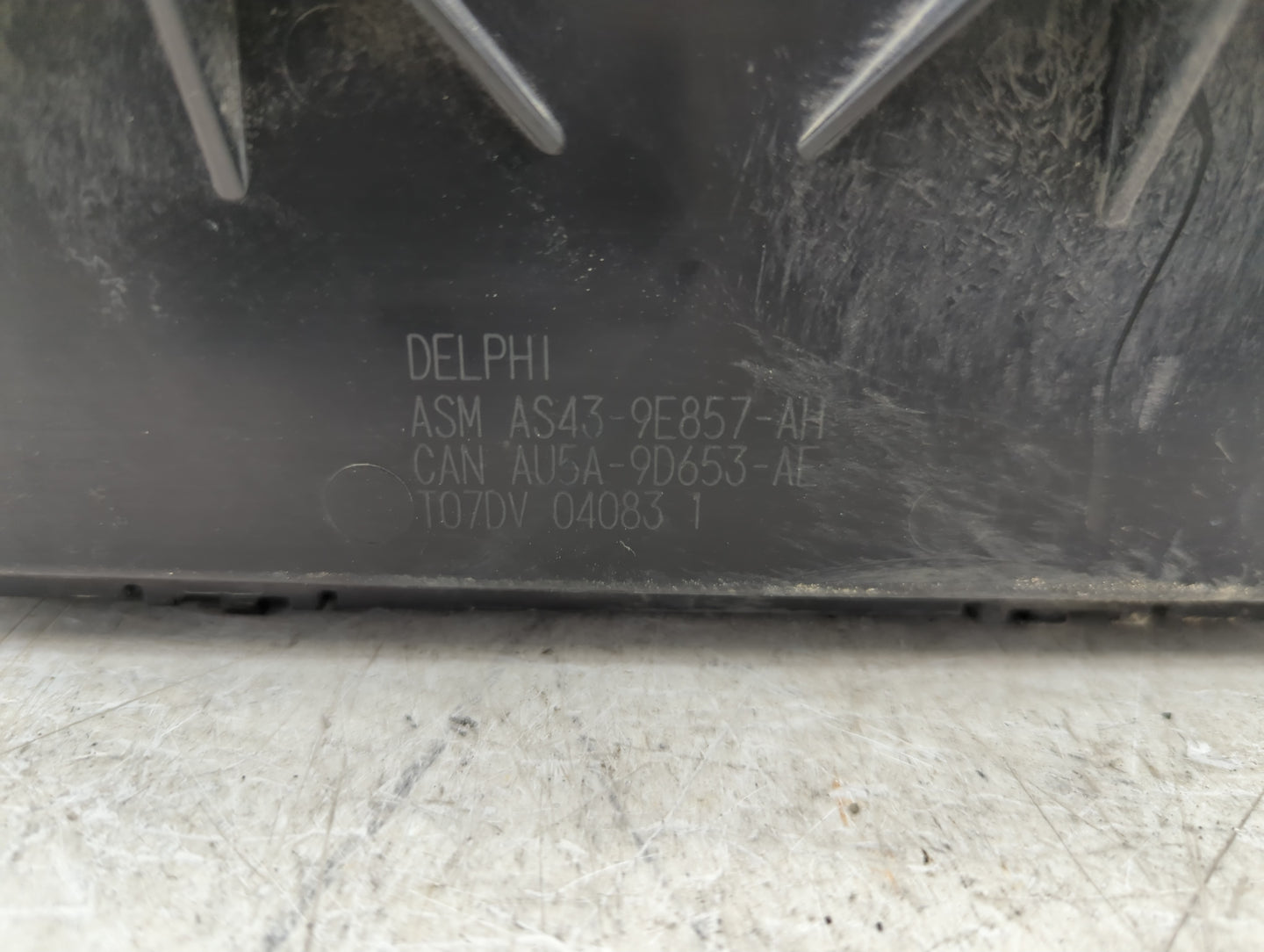 2018 Ford Focus Fuel Vapor Charcoal Canister 1082217 - Oemusedautoparts1.com
