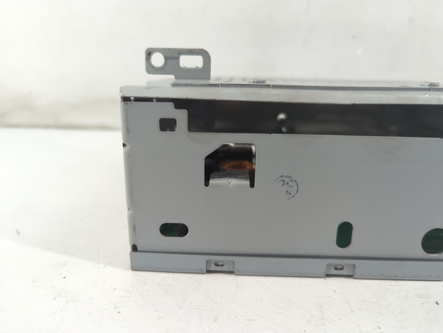 2018 Ford Focus Radio AM FM Cd Player Receiver Replacement P/N:JM5T-18D818-BA Fits OEM Used Auto Parts - Oemusedautoparts1.c