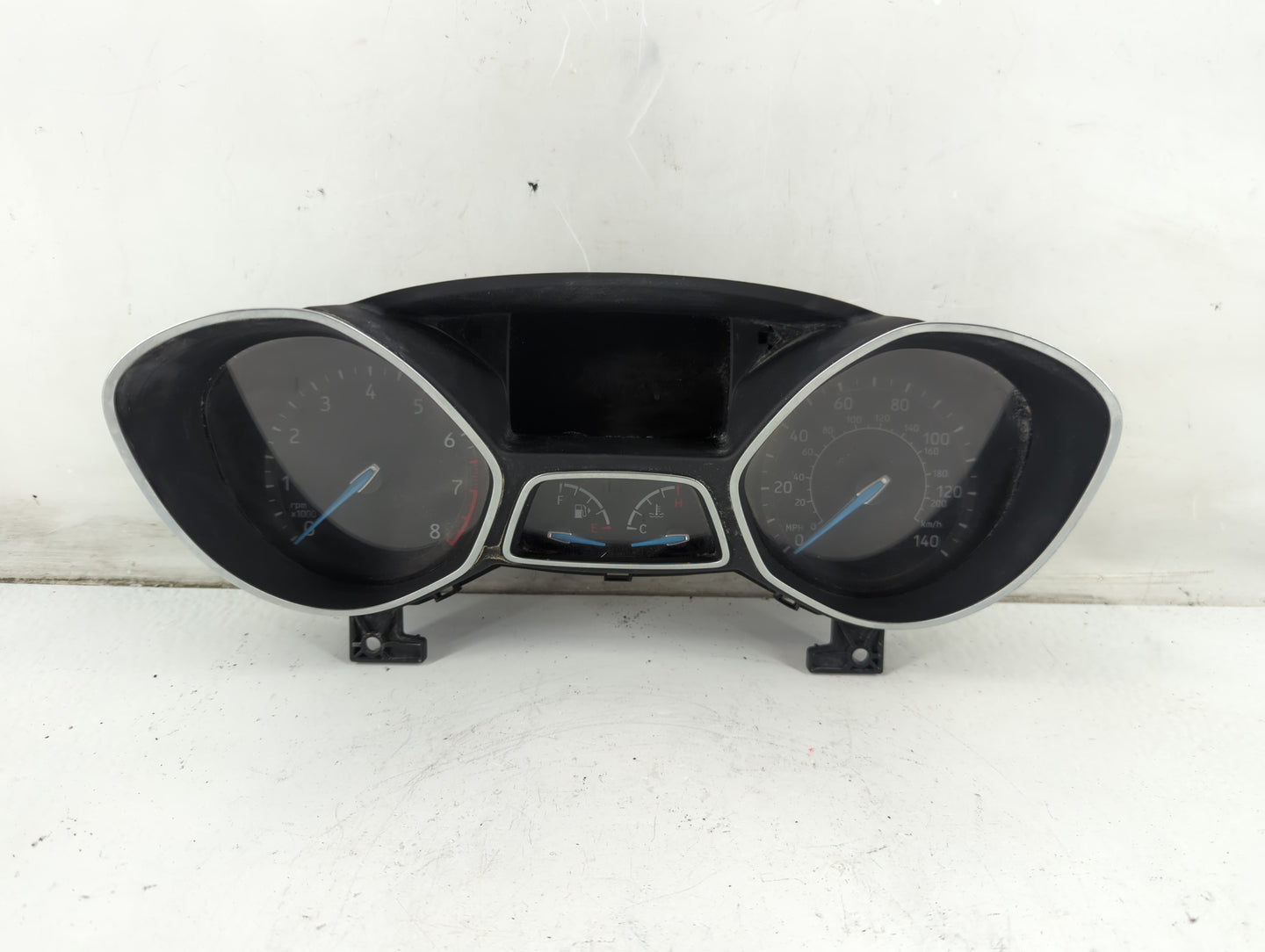 2012-2018 Ford Focus Instrument Cluster Speedometer Gauges P/N:5085074 Fits Fits 2012 2013 2014 2015 2016 2017 2018 OEM Used