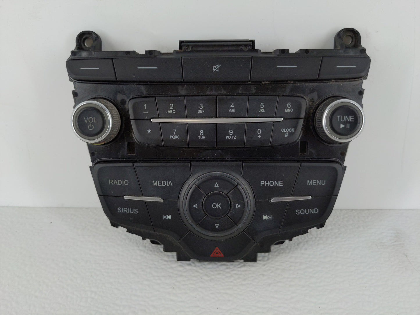 2018 Ford Focus Radio AM FM Cd Player Receiver Replacement P/N:J1ET 18K811 KA Fits OEM Used Auto Parts - Oemusedautoparts1.c