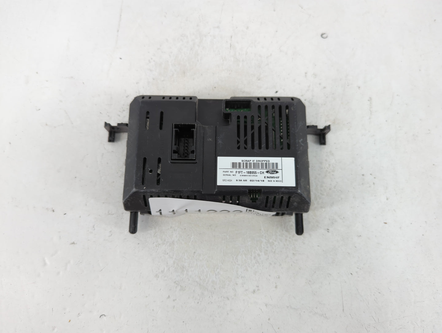 2015-2018 Ford Focus Information Display Screen - Oemusedautoparts1.com