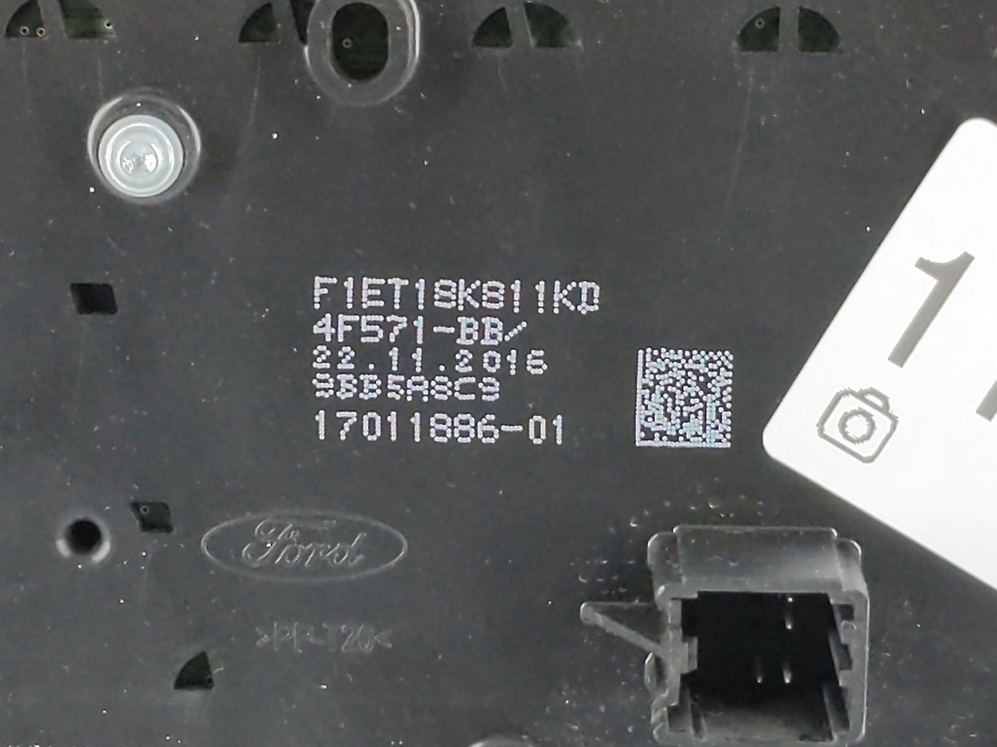 2018 Ford Focus Radio AM FM Cd Player Receiver Replacement P/N:F1ET 18K811 KD Fits OEM Used Auto Parts - Oemusedautoparts1.c