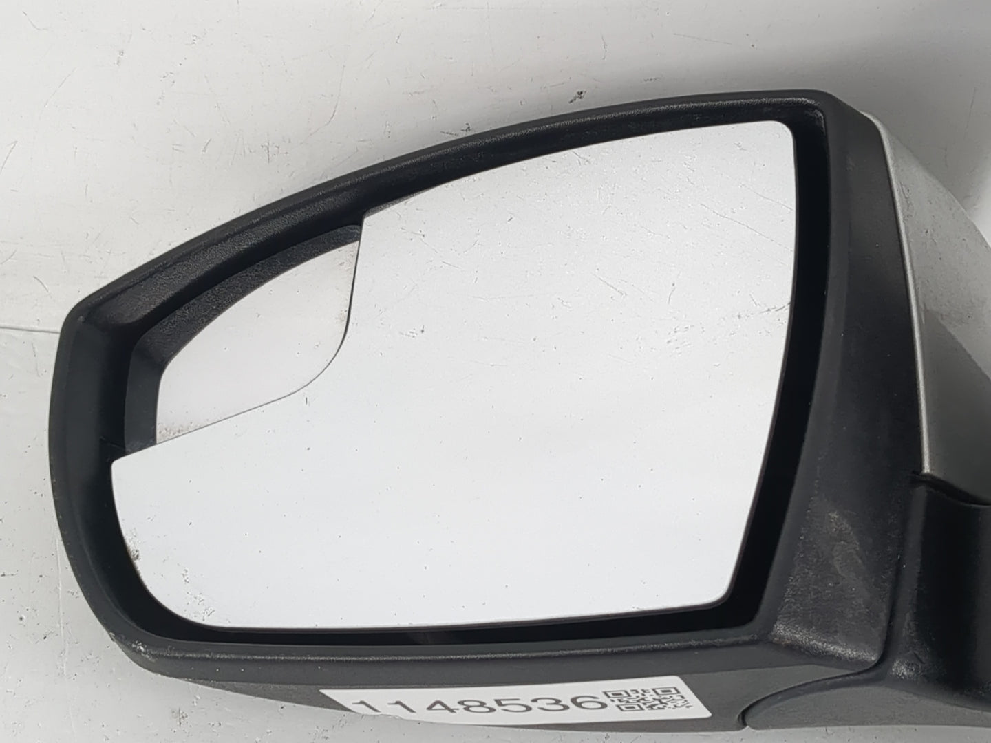 2018 Ford Focus Driver Side View Mirror - Left Door Mirror OEM Used - Oemusedautoparts1.com