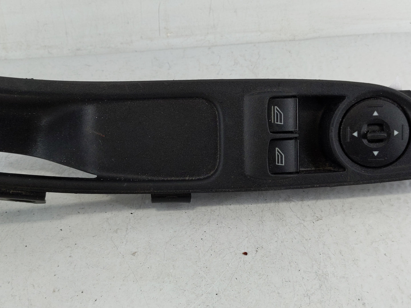 2015-2018 Ford Focus Master Power Window Switch Replacement Driver Side Left P/N:10007630 Fits OEM Used Auto Parts - Oemused