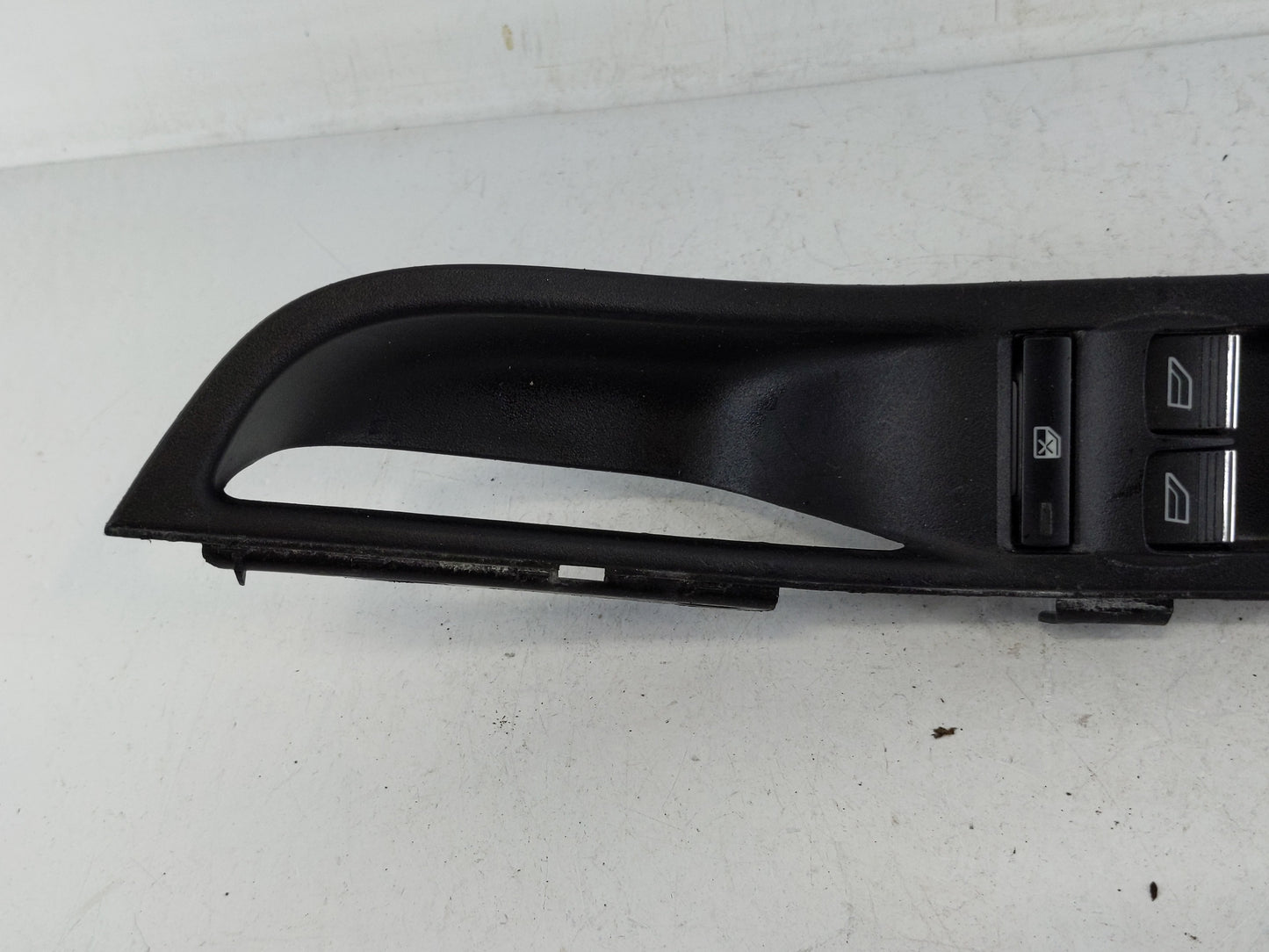 2015-2018 Ford Focus Master Power Window Switch Replacement Driver Side Left P/N:F1ET-14A132-AB Fits OEM Used Auto Parts - O