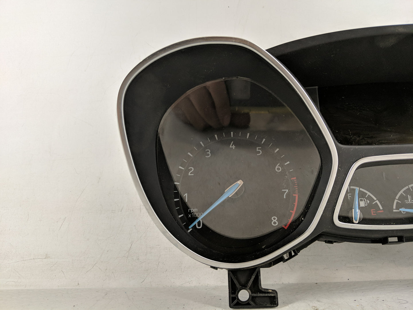 2017-2018 Ford Focus Instrument Cluster Speedometer Gauges P/N:F1ET-10849-CTP Fits Fits 2017 2018 OEM Used Auto Parts - Oemu