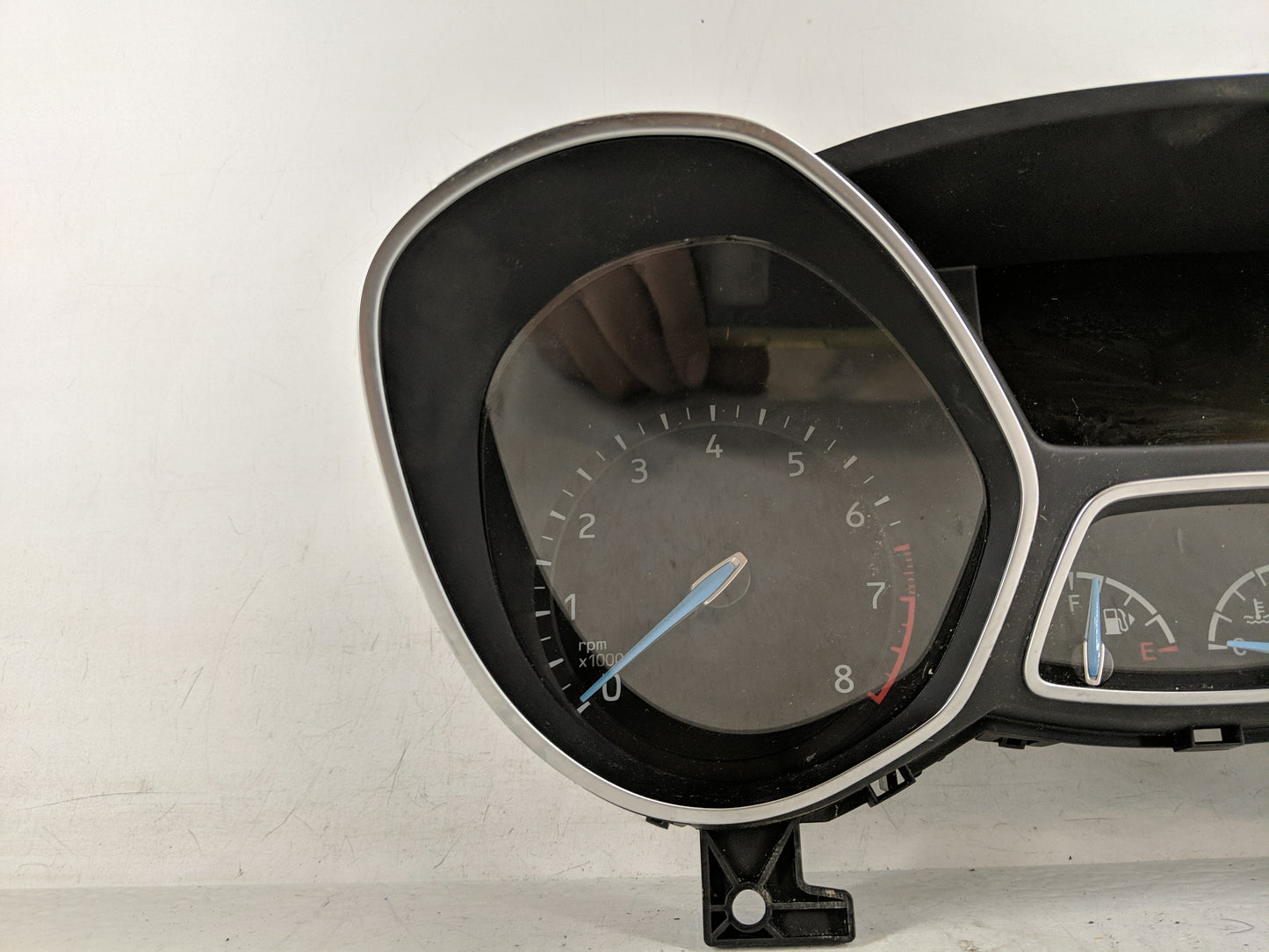2017-2018 Ford Focus Instrument Cluster Speedometer Gauges P/N:F1ET-10849-CTP Fits Fits 2017 2018 OEM Used Auto Parts - Oemu
