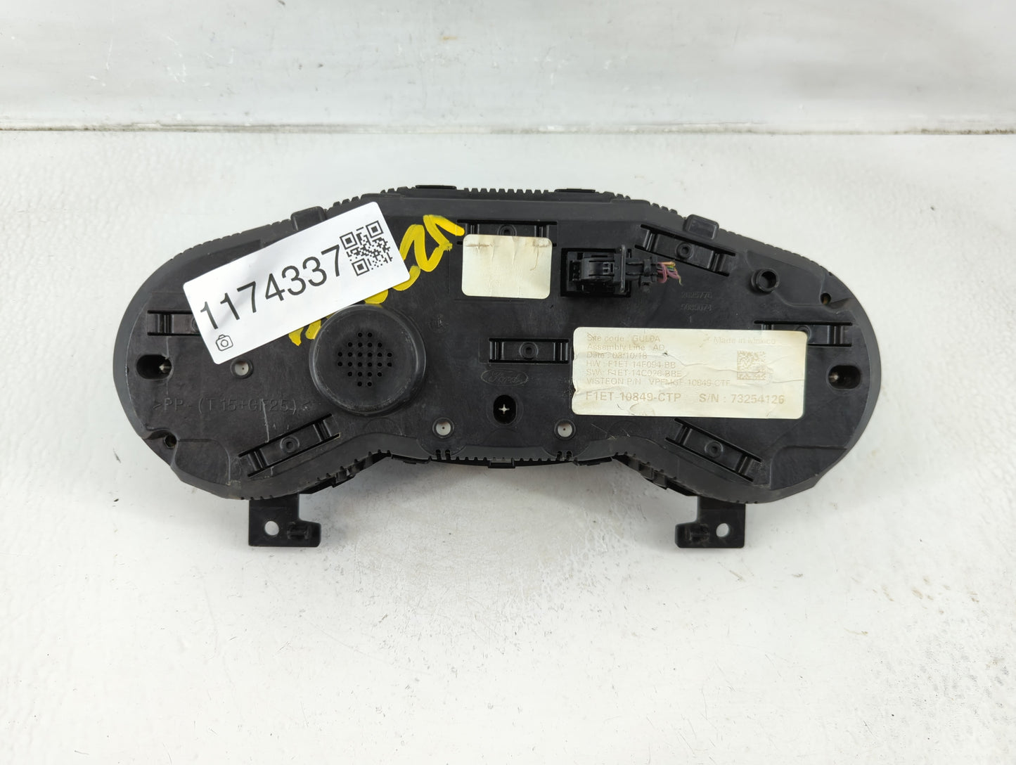 2017-2018 Ford Focus Instrument Cluster Speedometer Gauges P/N:F1ET-10849-CTP Fits Fits 2017 2018 OEM Used Auto Parts - Oemu